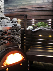 Jalon saunaa lämmittää Iki Original -kiuas ja sen 300 kg kiveä